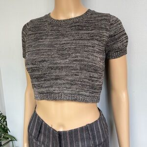 Forever 21 Gray Knit Crop Top